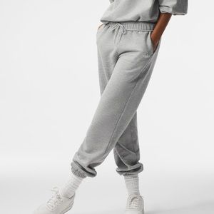 In good condition Alo accolade sweatpants